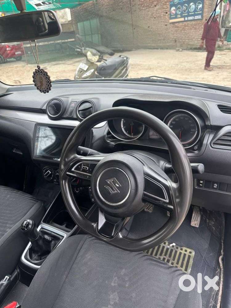 Maruti Suzuki Swift Vxi Optional, 2021, Petrol