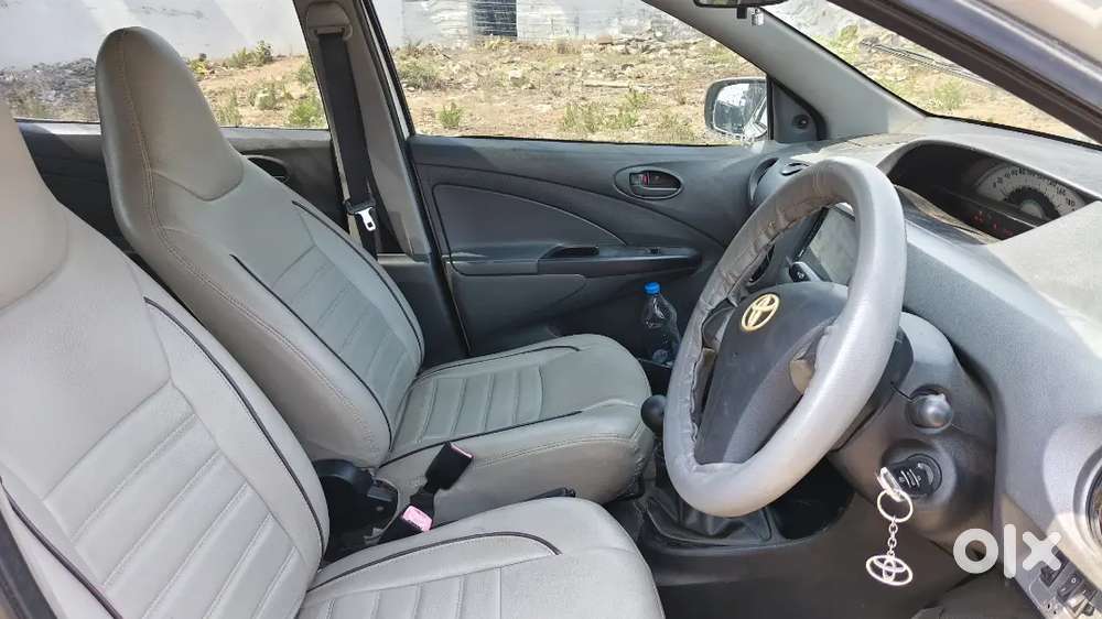 Toyota Etios 2012