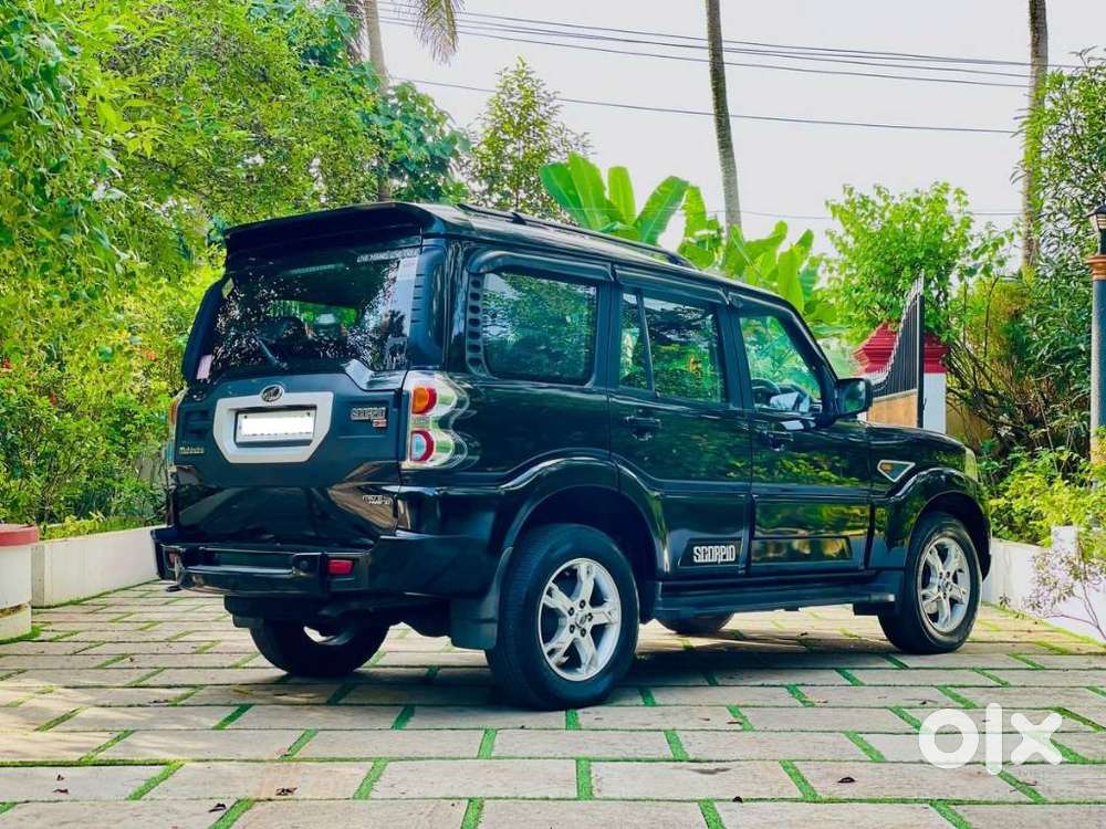 Mahindra Scorpio S10 7 Seater, 2015, Diesel