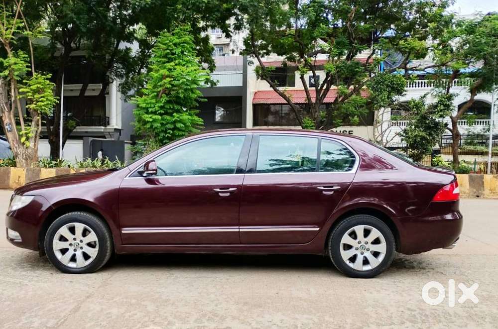 Skoda Superb 1.8 Elegance Tsi At, 2011, Petrol
