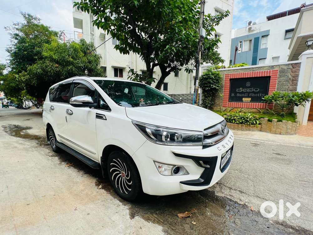 Toyota Innova Crysta 2.4 V 7 Str, 2018, Diesel