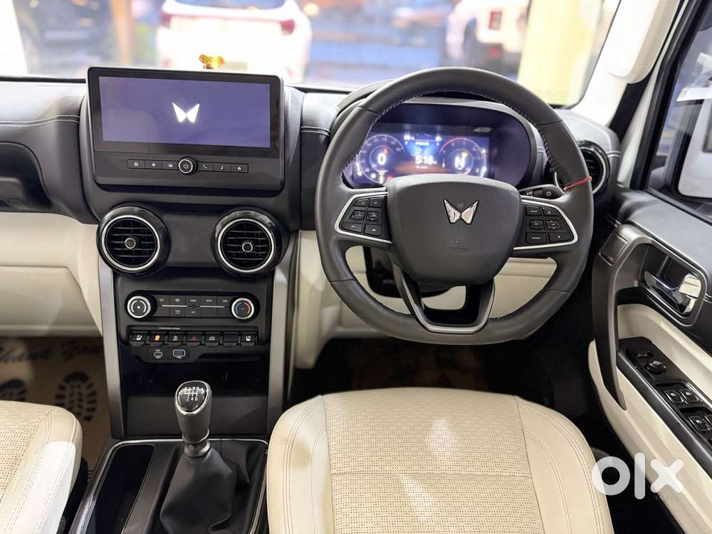 Mahindra Thar Roxx Ax7l Rwd Diesel, 2024, Diesel