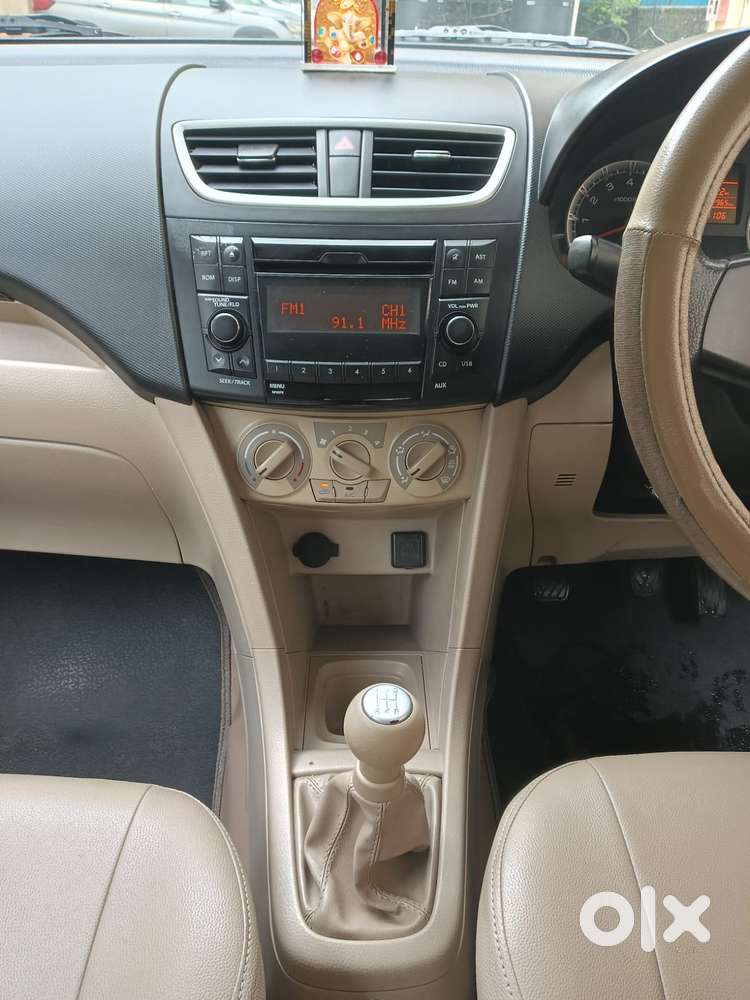 Maruti Suzuki Swift Dzire 1.2 Vxi Bsiv, 2015, Petrol