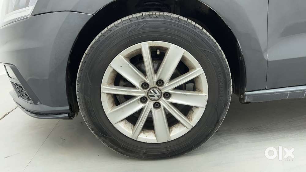 Volkswagen Vento 2013-2015 1.2 Tsi Highline At, 2016, Petrol