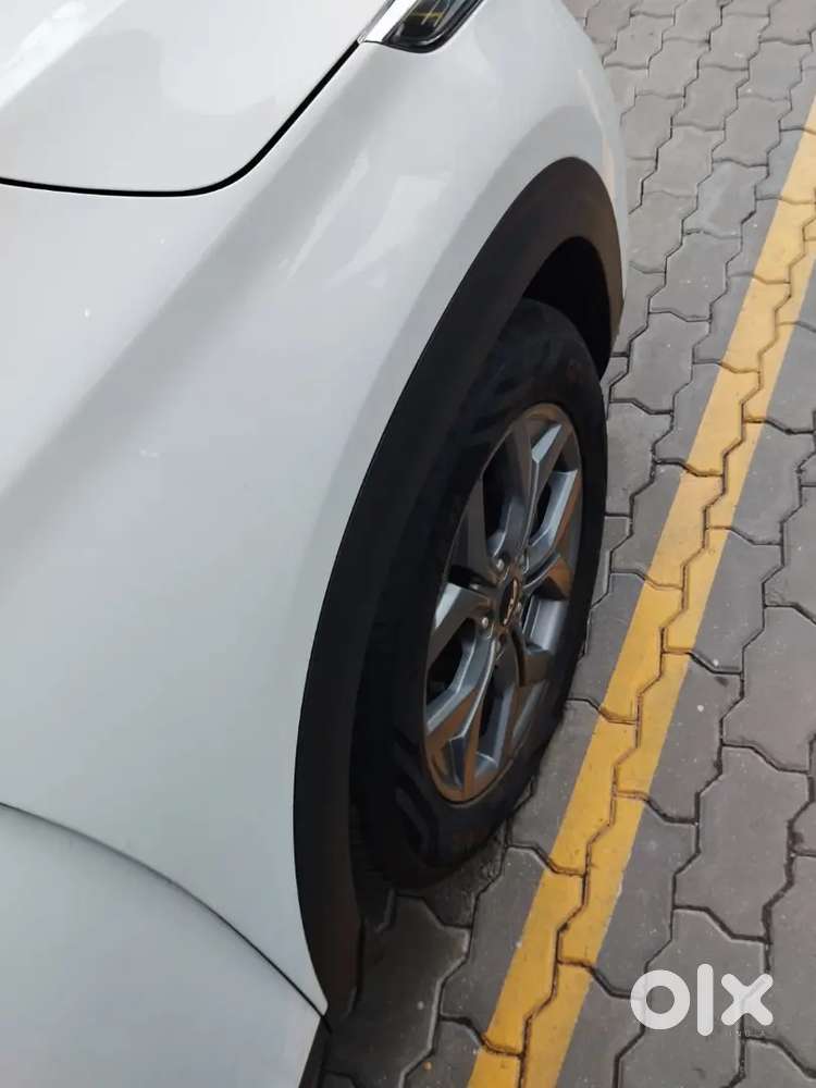 Kia Seltos Petrol Manual 2024 Year , Panaramic Sunroof