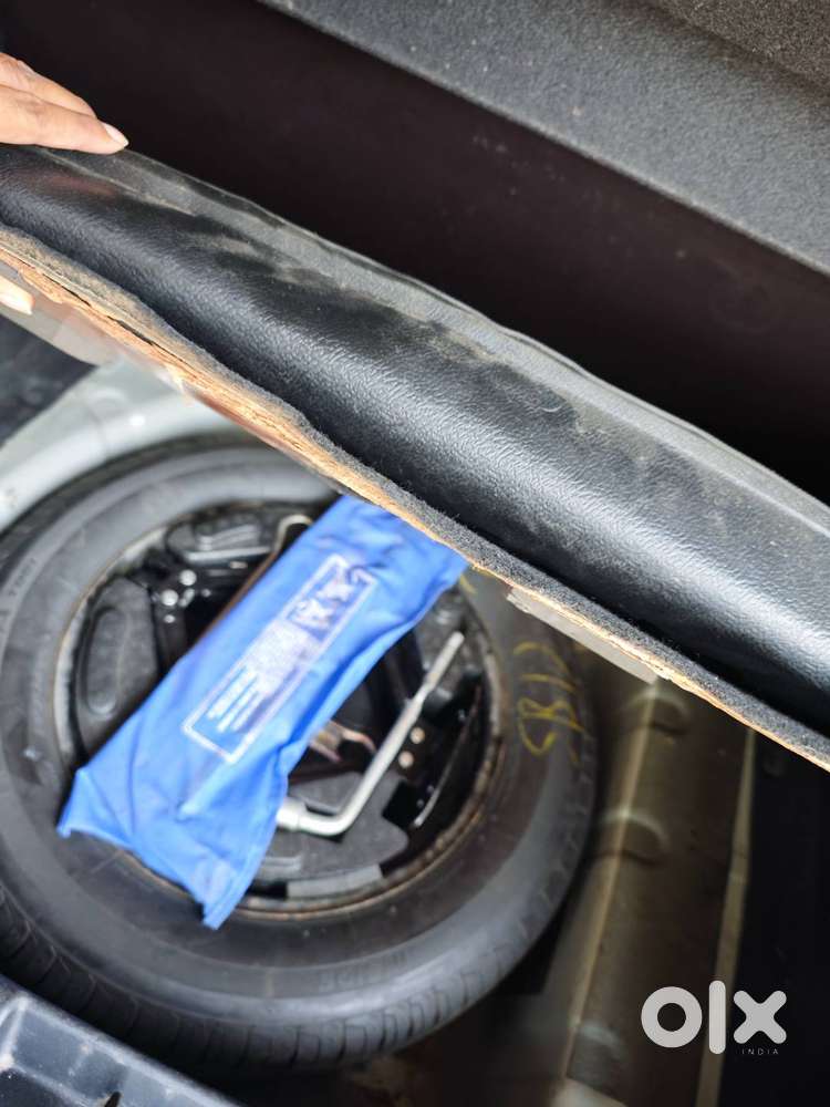 Tata Nexon Xm(s) Petrol Manual (2020 Nov) Sunroof | Delhi Registered