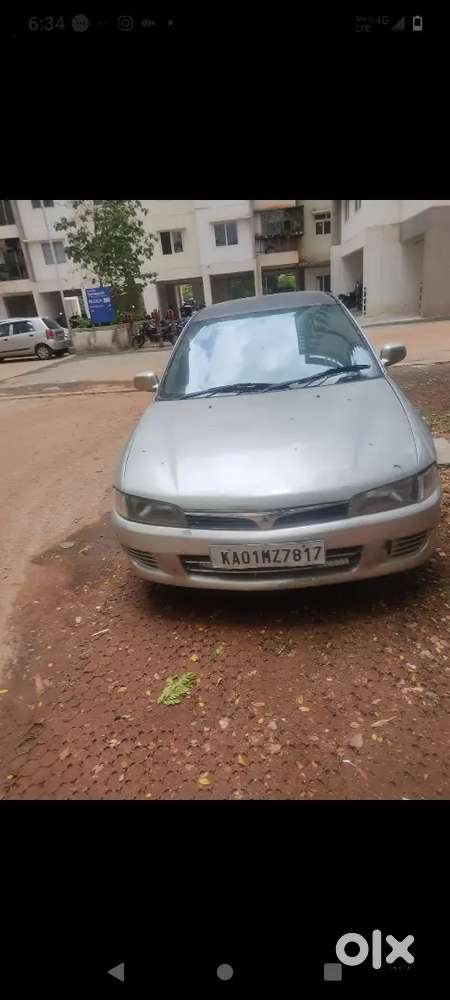 Mitsubishi Lancer Glxi 2001