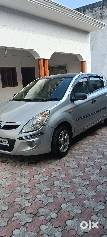 Hyundai I20 2010 Car