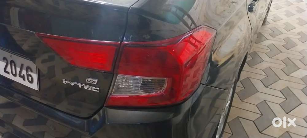 Honda Amaze 2019 Petrol Well Maintained