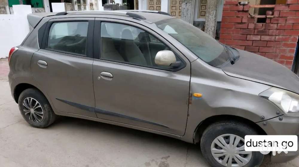 Nissan Dustango