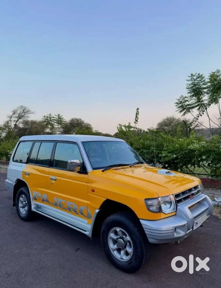 Mitsubishi Pajero Sfx 2011