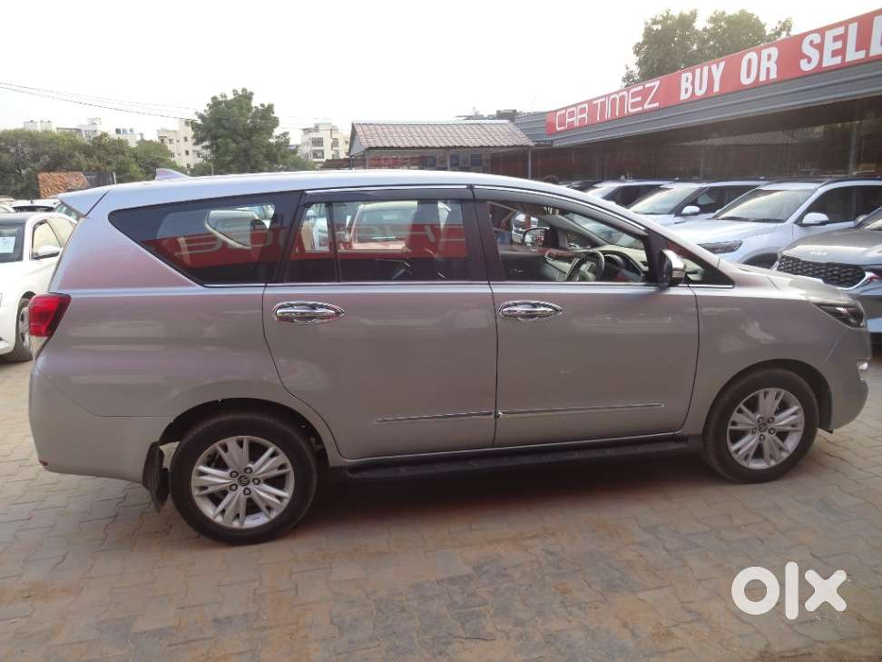 Toyota Innova Crysta 2.8 Zx At, 2016, Diesel