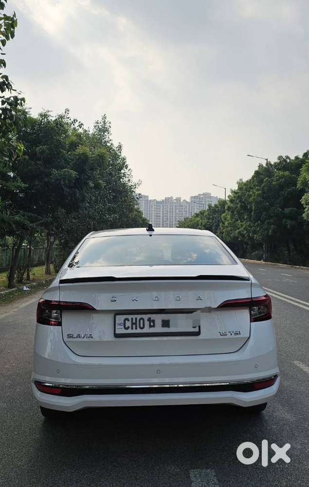 Skoda Slavia Style 1.5l Tsi Mt, 2022, Petrol