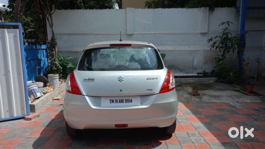 Maruti Suzuki Swift Vxi 1.2 Abs Bs-iv, 2017, Petrol