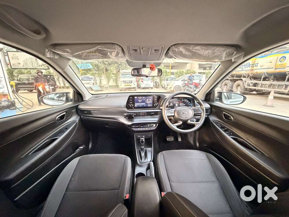 Hyundai I20 Sportz 1.2 Ivt, 2023, Petrol