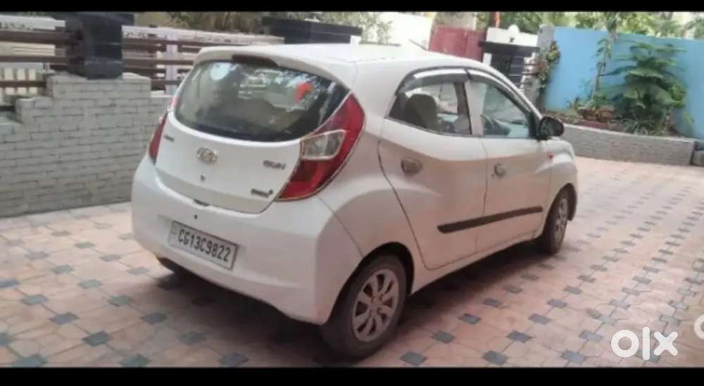 Hyundai Accent Hatchback 2012 Gl Petrol