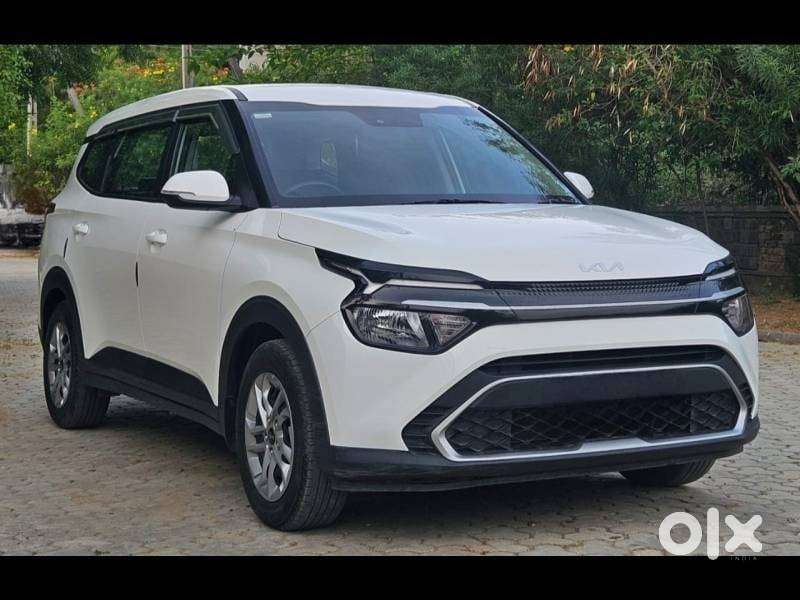 Kia Carens G 1.5 6mt Premium (o) 7-seater, 2024, Diesel