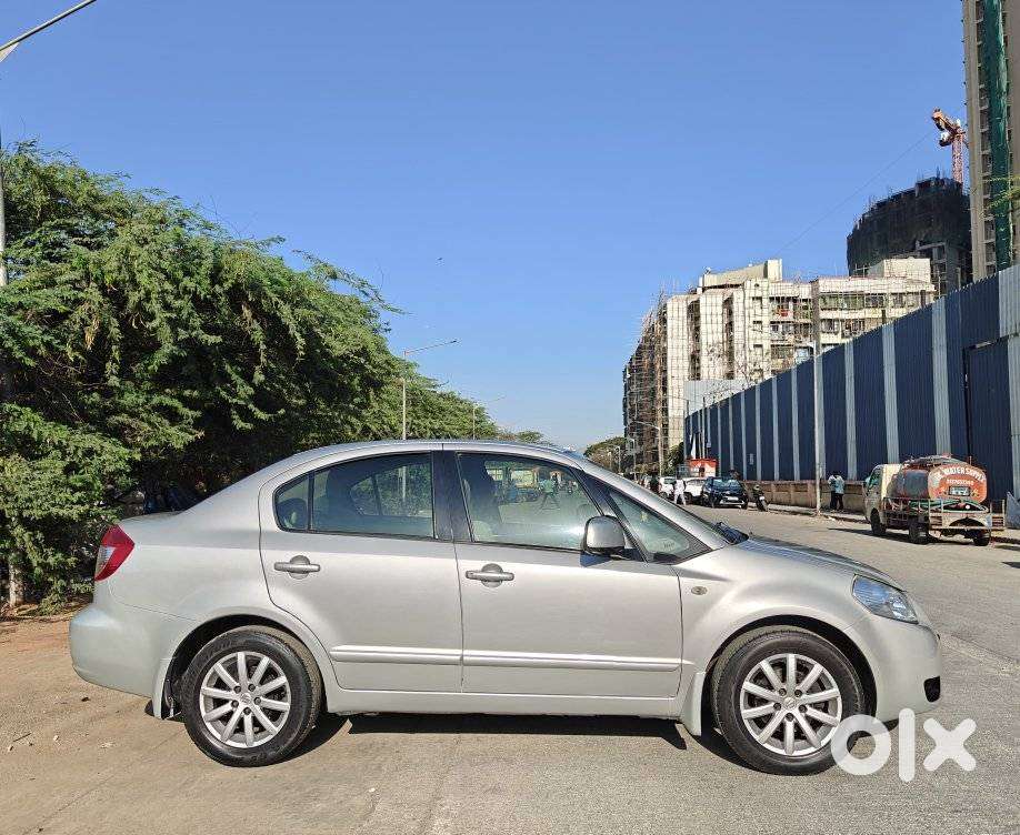 Maruti Suzuki Sx4 Zxi Mt Bsiv, 2012, Petrol