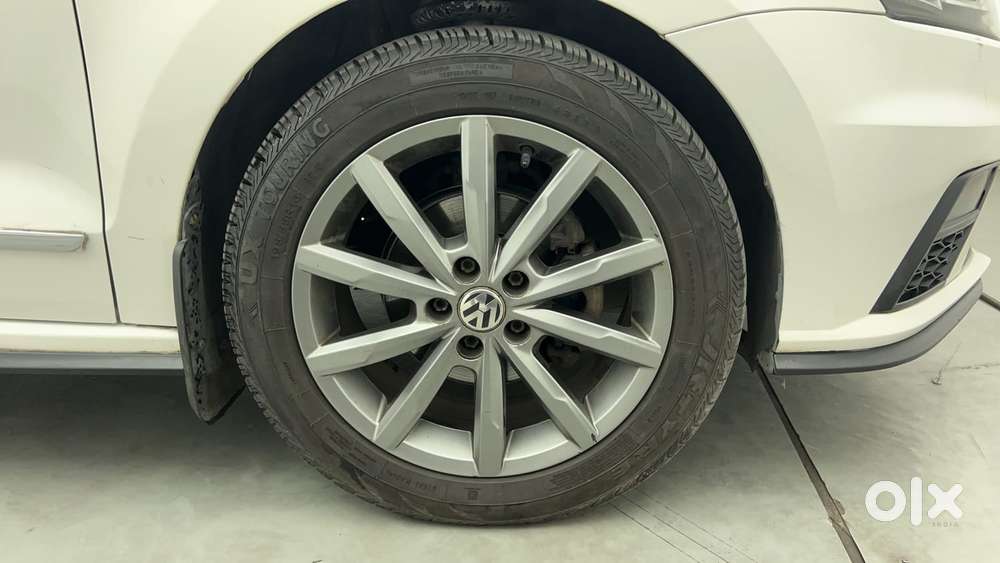 Volkswagen Vento 1.6 Highline, 2020, Petrol
