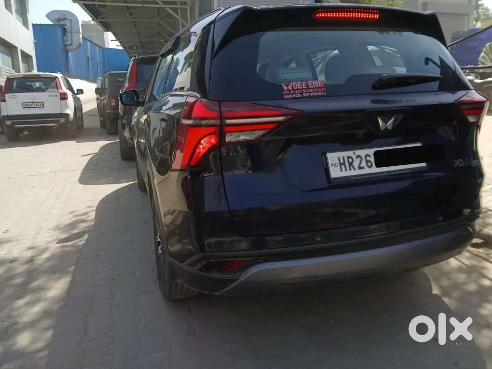 Mahindra Xuv700 Diesel At 2022