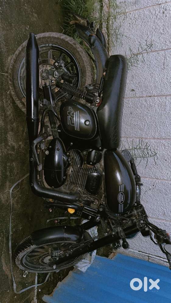 Jawa 42 Petrol Bike Oct 2021