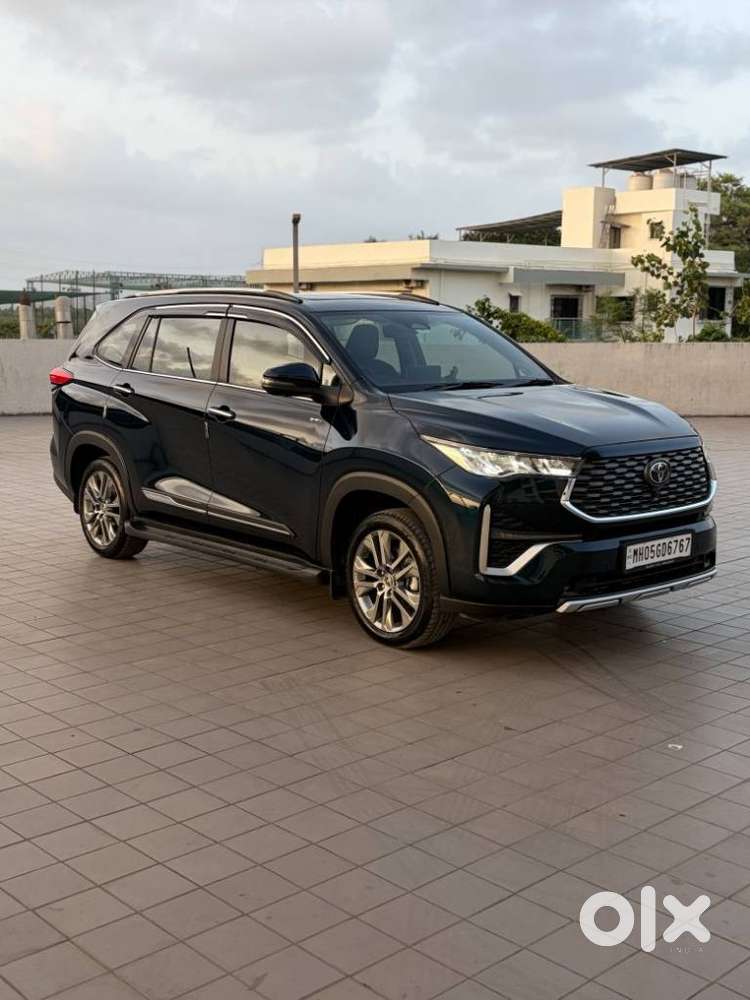 Toyota Innova Hycross 2.0 Zx (o) Hybrid 7 Str, 2026, Petrol