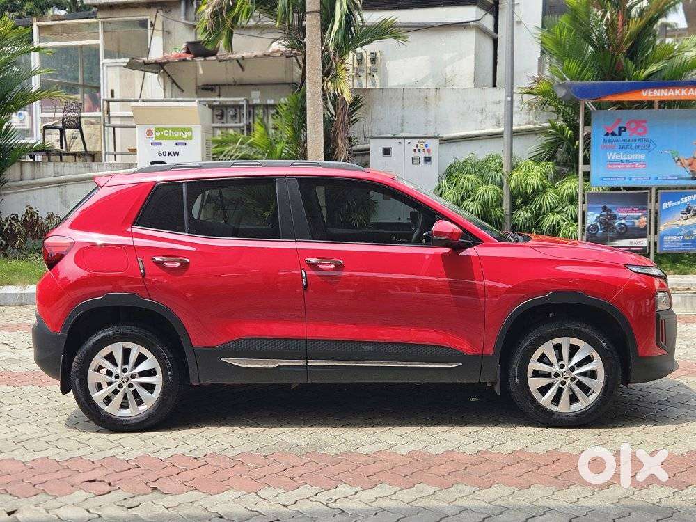Skoda Kylaq Signature Plus At, 2025, Petrol