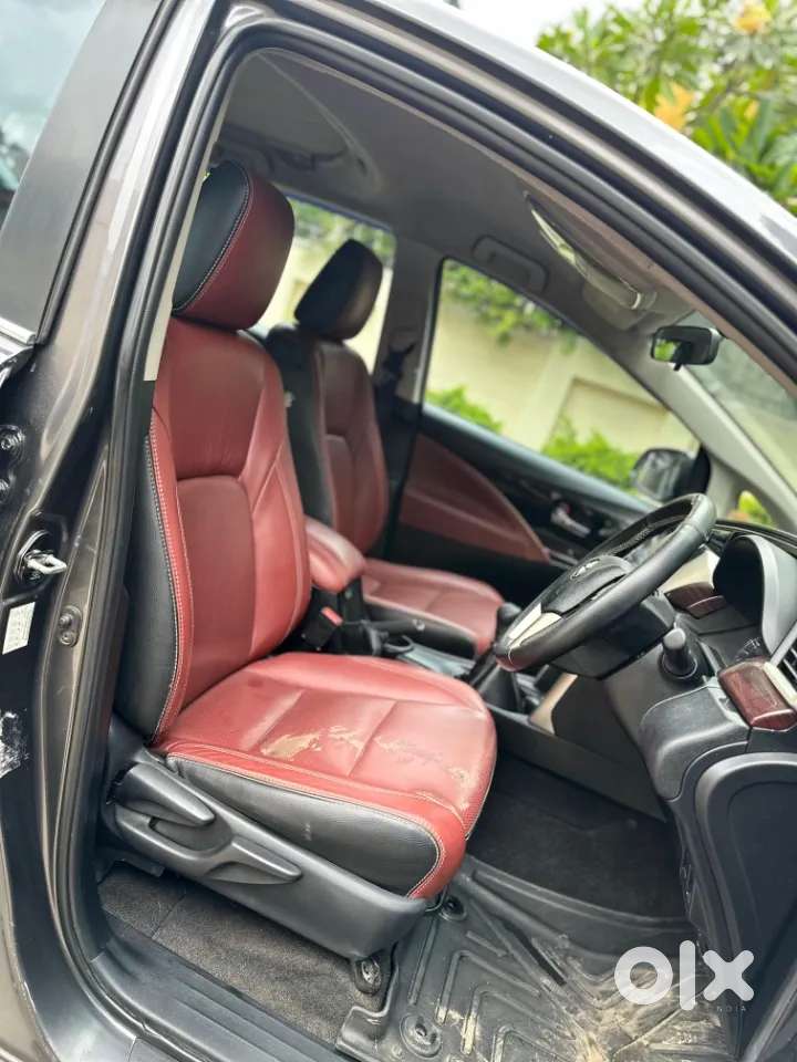 Toyota Innova Crysta [2020-ongoing] 2.4 Vx 7 Str, 2016, Diesel