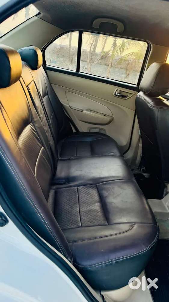 Maruti Suzuki Dzire 2015 Diesel 125498 Km Driven