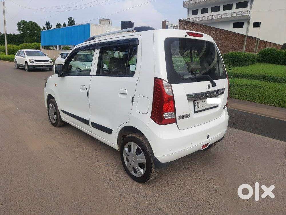 Maruti Suzuki Wagon R 1.0 Vxi Amt, 2016, Petrol