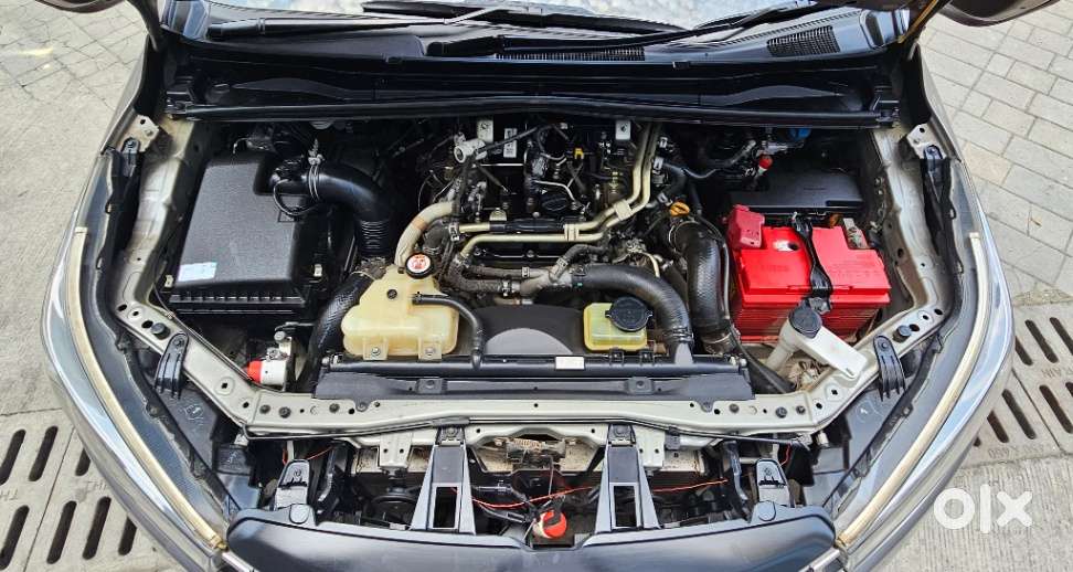Toyota Innova Crysta [2020-ongoing] 2.4 Gx 8 Str, 2021, Diesel