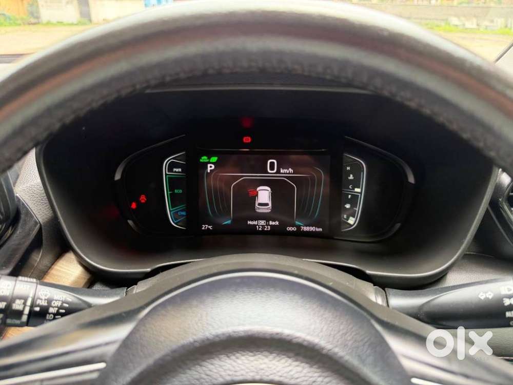 Maruti Suzuki Grand Vitara 1.5 Alpha Plus Dual Tone Intelligent Hybr..