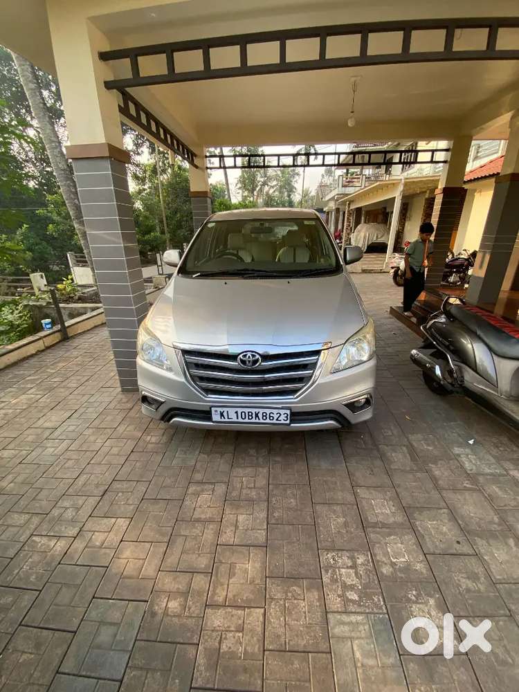 Toyota Innova 2013 Diesel 190000 Km Driven