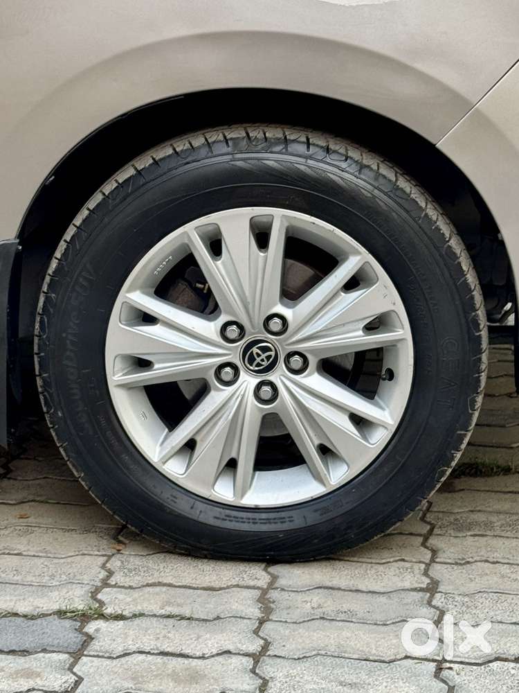 Toyota Innova Crysta 2.8 Zx At, 2017, Diesel