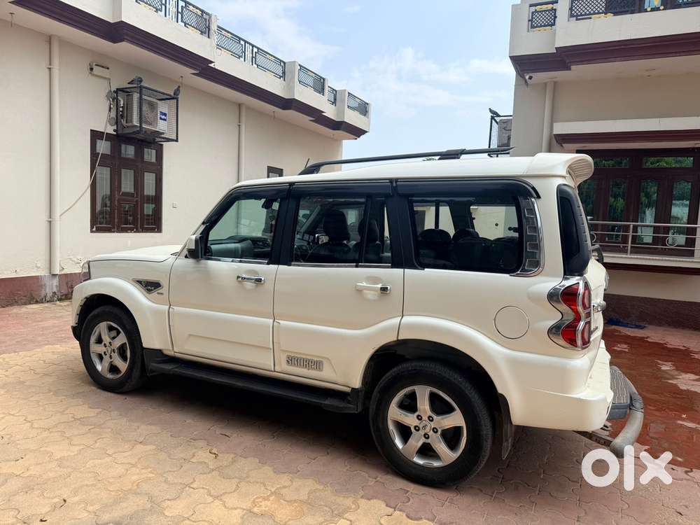 Mahindra Scorpio S11 Classic 2019