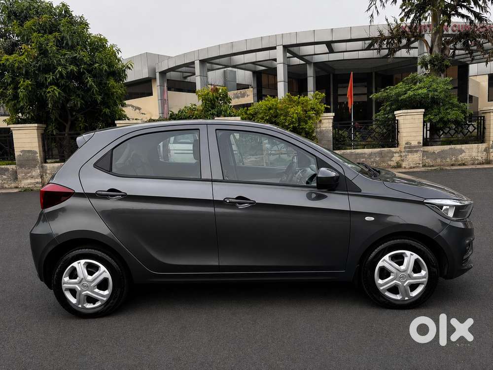 Tata Tiago 1.05 Revotorq Xm, 2024, Cng & Hybrids