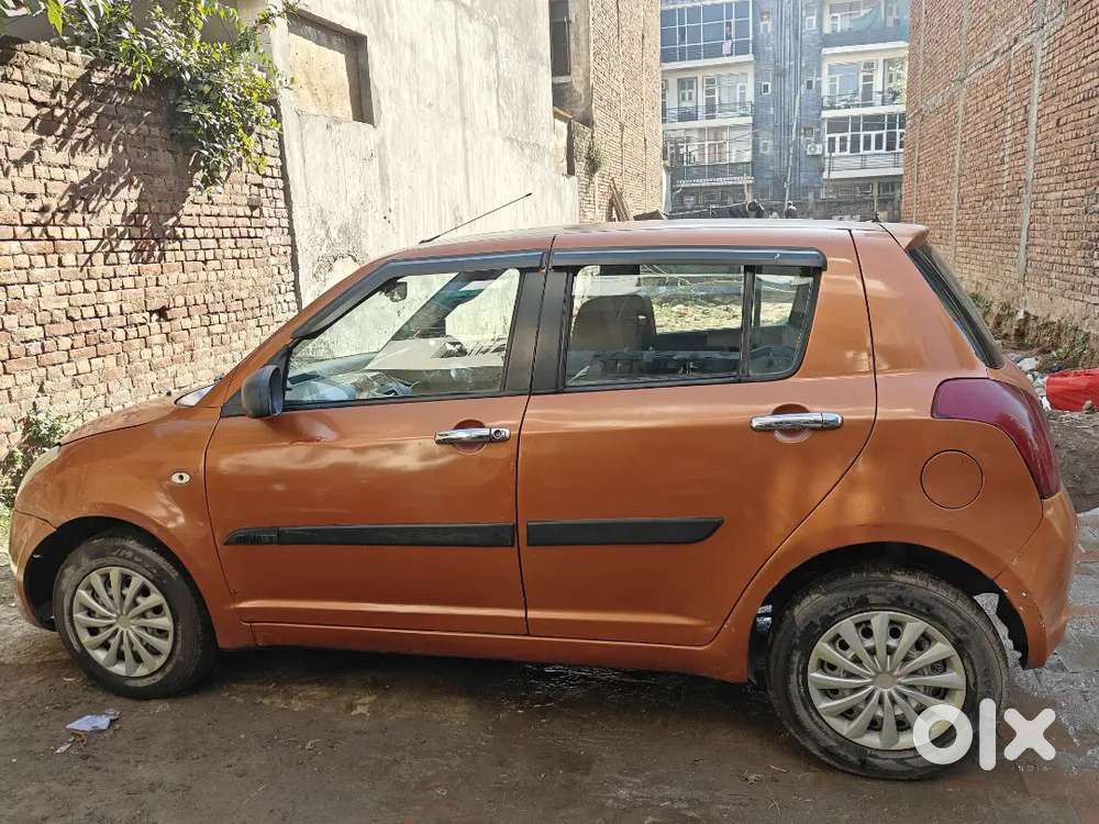 Urgently Sale Maruti Swift Lxi