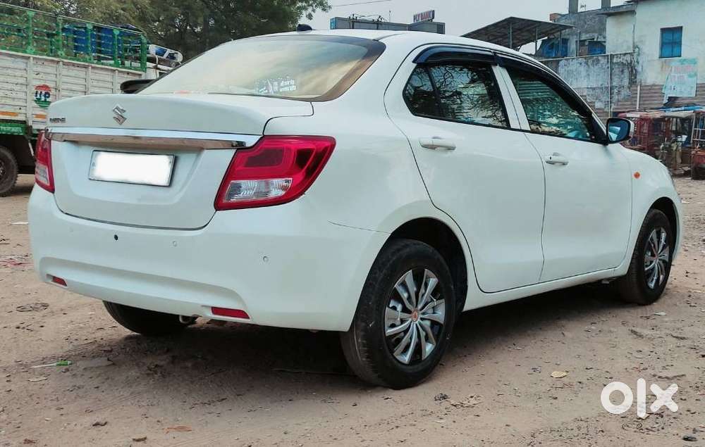 Maruti Suzuki Swift Dzire 1.3 Lxi, 2022, Petrol
