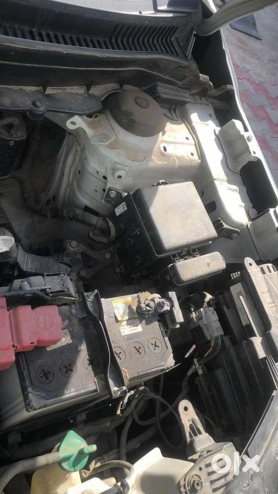 Maruti Suzuki Swift 2023 Cng & Hybrids 42000 Km Driven