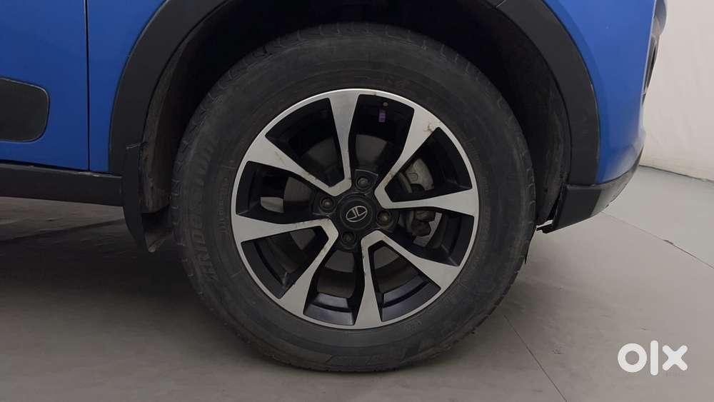 Tata Nexon 1.2 Revotron Xza Plus (o) Dual Tone, 2020, Petrol