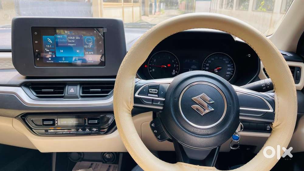 Maruti Suzuki Swift Dzire Vxi Optional, 2025, Petrol