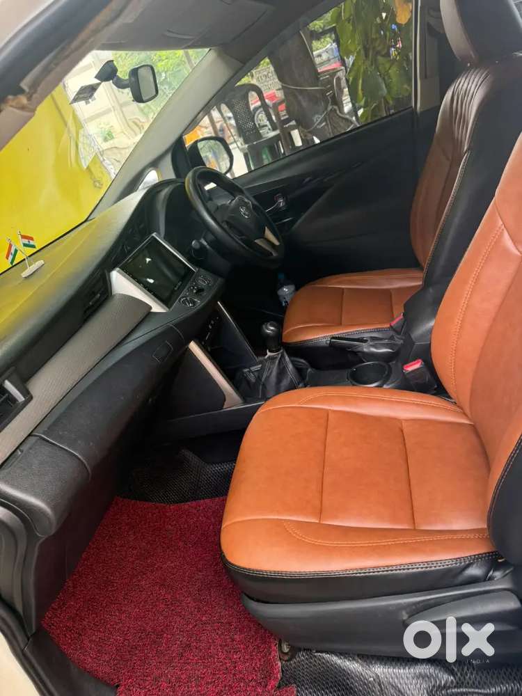 Toyota Innova Crysta 2.4 Mt 2016