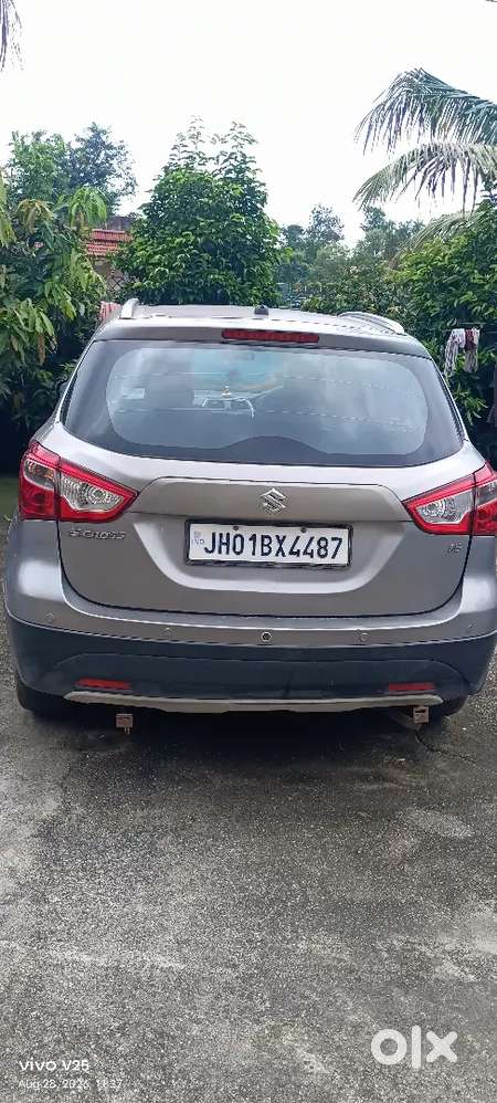 Maruti Suzuki S-cross 2016 Diesel Good Condition