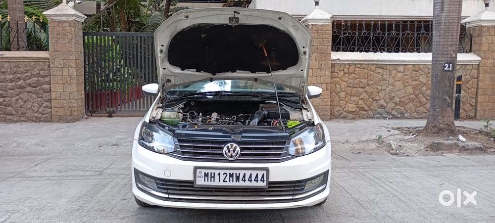 Volkswagen Vento 1.2 Highline Plus At 16 Alloy, 2016, Petrol