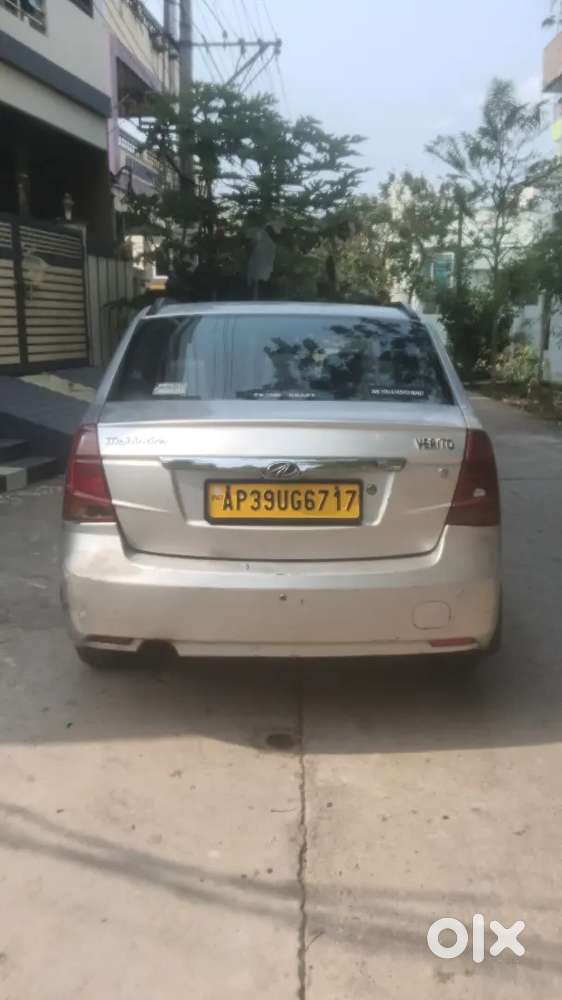 Mahindra E Verito 2016