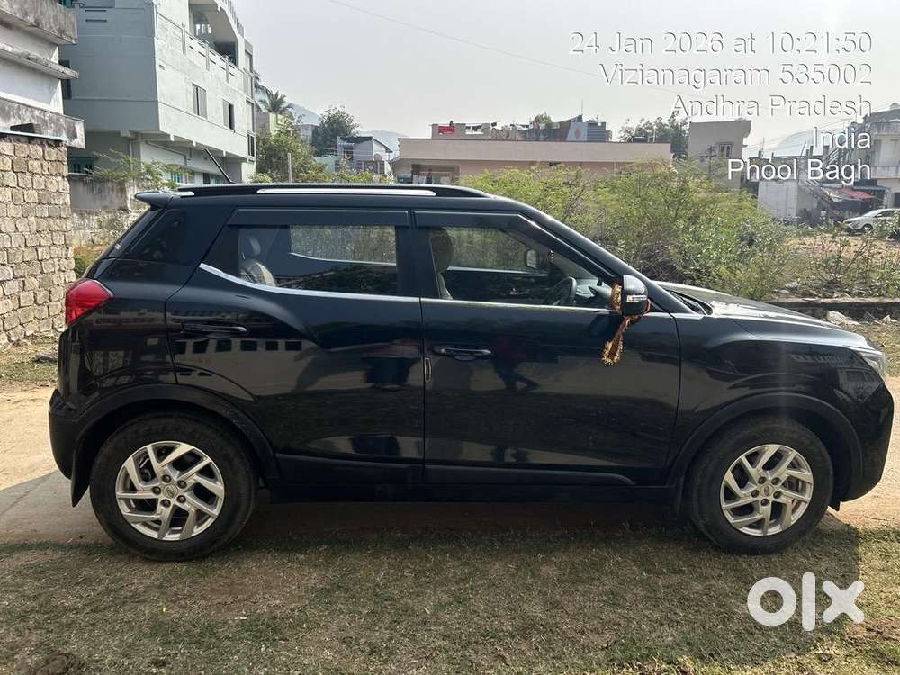 Mahindra Xuv300 2022 Black Clour