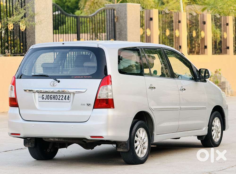 Toyota Innova 2.5 V 7 Str, 2013, Diesel