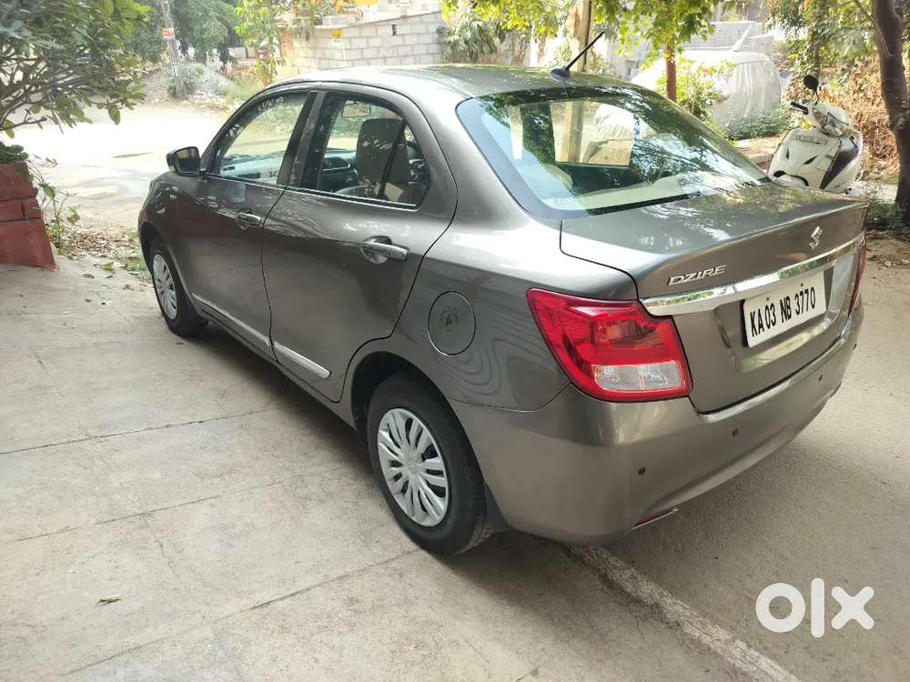 Maruti Suzuki Dzire 2017 Petrol 85000 Km Driven