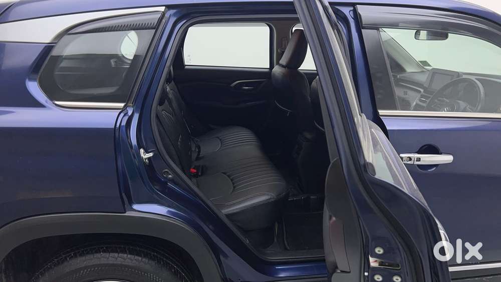 Maruti Suzuki Grand Vitara 1.5 Delta Smart Hybrid At, 2025, Petrol