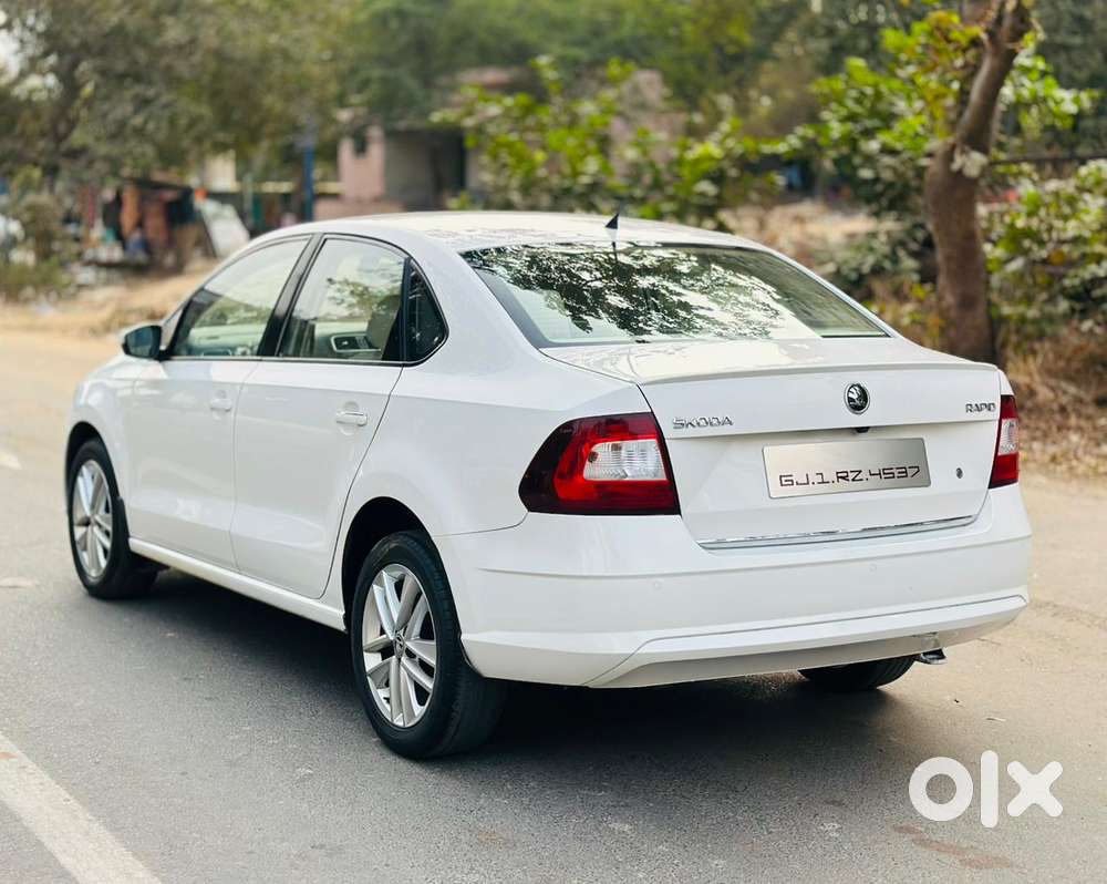 Skoda Rapid 2013-2016 1.6 Mpi Elegance Black Package, 2017, Petrol